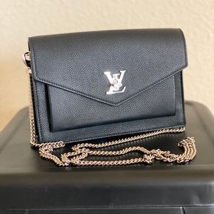 LOuis Vuitton MYLOCKME Chain Pochette